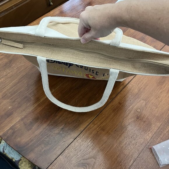 Disney Cruise Line Castaway Club Burlap Canvas Large Zip Beach Bag Tote - Picture 5 of 10